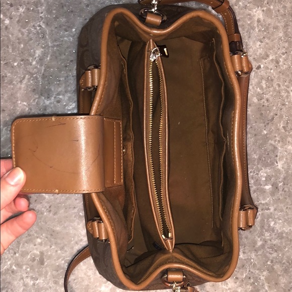 Coach Bag - Picture 2 of 3